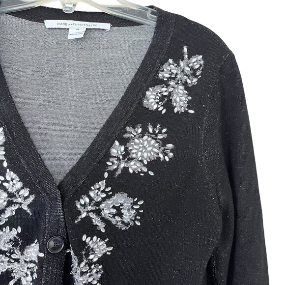 Diane von Furstenberg Black Merino Wool Floral V-Neck Button Cardigan Sweater M - Picture 2 of 10